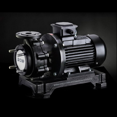 單級(jí)臥式氟塑料離心泵，配加長(zhǎng)軸電機(jī)，軸向入口和徑向出口，電機(jī)軸與葉輪為直聯(lián)式，過(guò)流部件均采用氟塑料（F26、F46）。